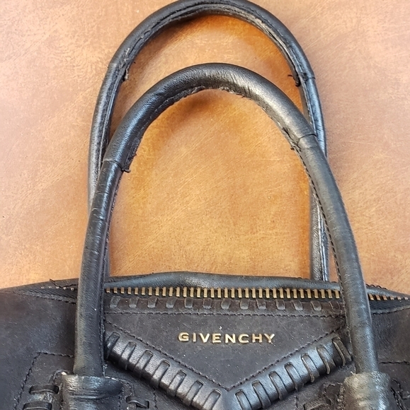 GIVENCHY bag Medium sized (authentic) - Picture 13 of 13